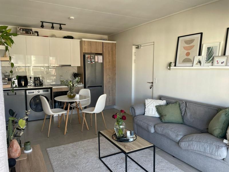 To Let 1 Bedroom Property for Rent in Richwood Western Cape